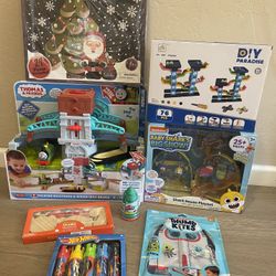 Thomas Train Baby Shark Advent Calendar Marble Run Kite Chalk Toy Bundle
