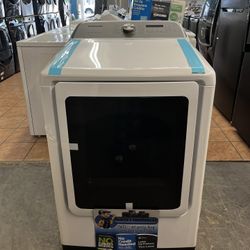 Samsung 7.4 Cu Ft Dryer with Steam Sanitize