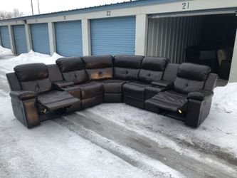 Like New Reclining Sectional Couch