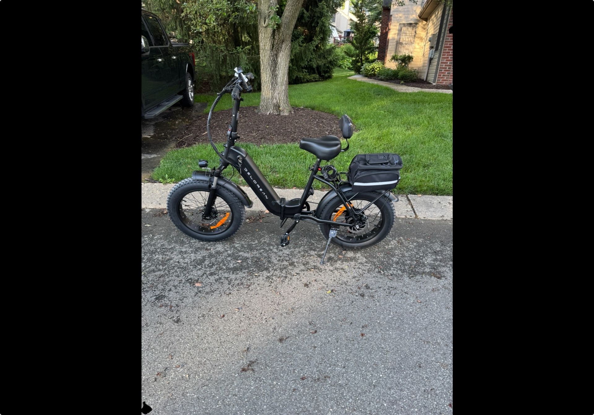 2 750w Folding E-Bikes In East York