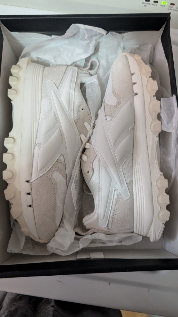 classic leather cardi v2 white