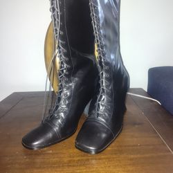 Ladies 9.5 High Tops Boots