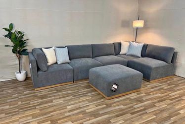 Henredon Murphy Modular six-piece sectional sofa