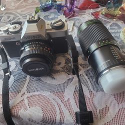 Minolta Xg-a Camera And 200mm Zoom Lens