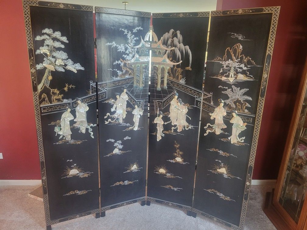 Vintage Asian Room Divider W/ Mother Of Pearl