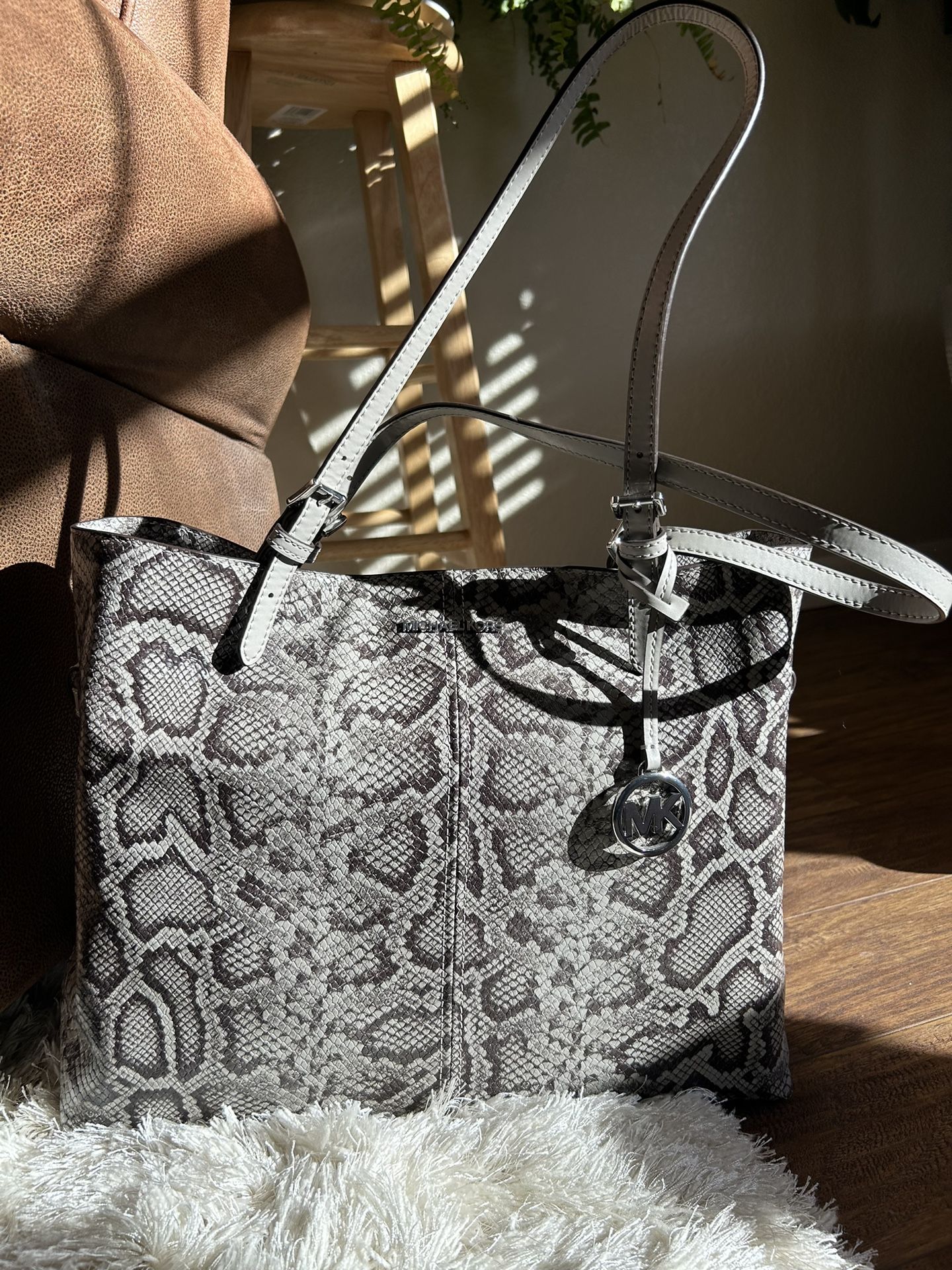 Michael Kors Lenox Tote