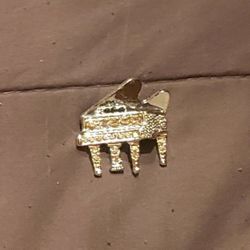 Vintage Silver Metal Piano Pin