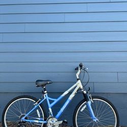 Women’s Schwinn Cimarron Comfort Mountain / Hybrid Bike – 26” Wheels Ladies Step Thru Bicycle