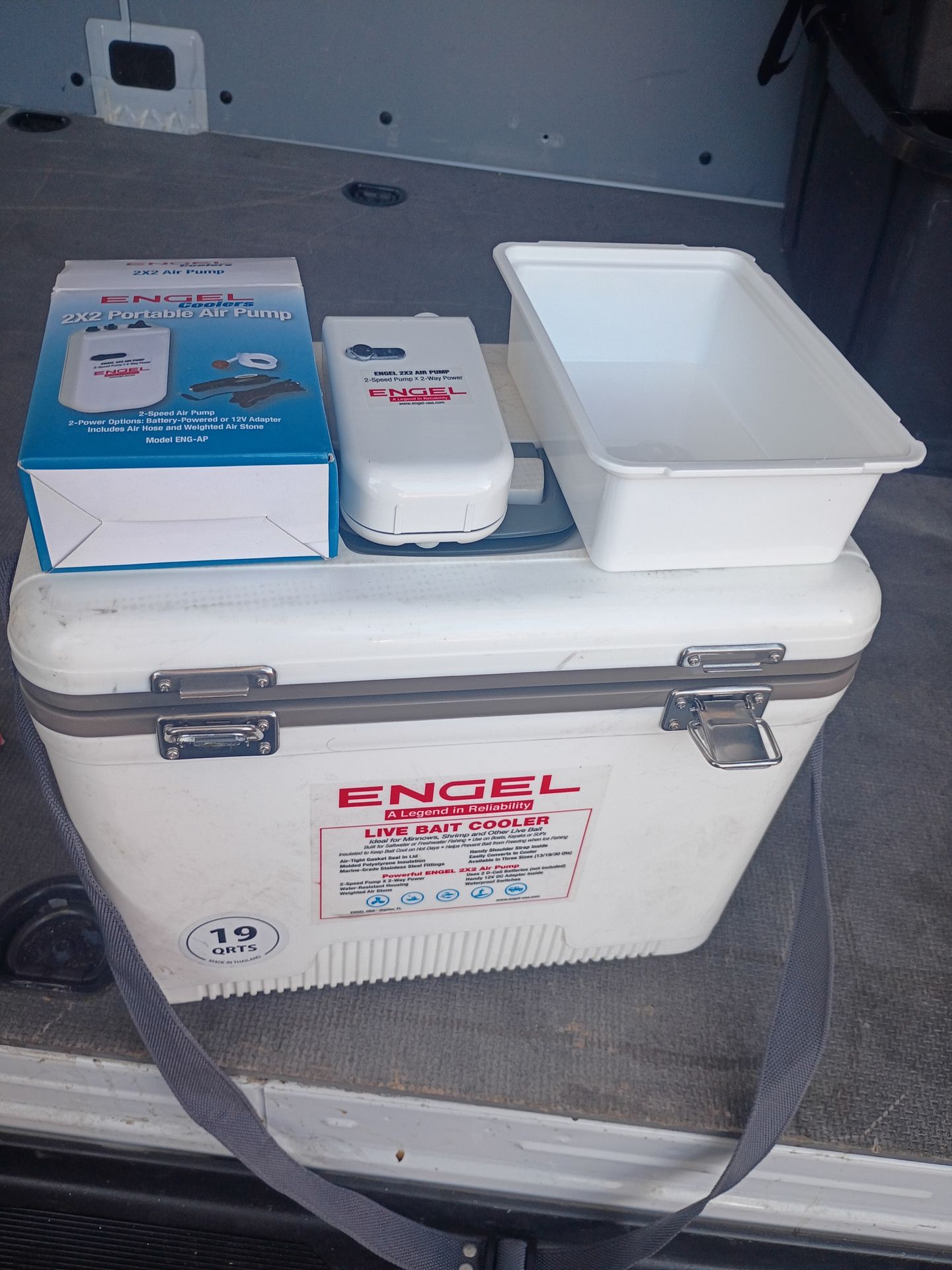 ENGEL LIVE BAIT COOLER 19 QUARTZ