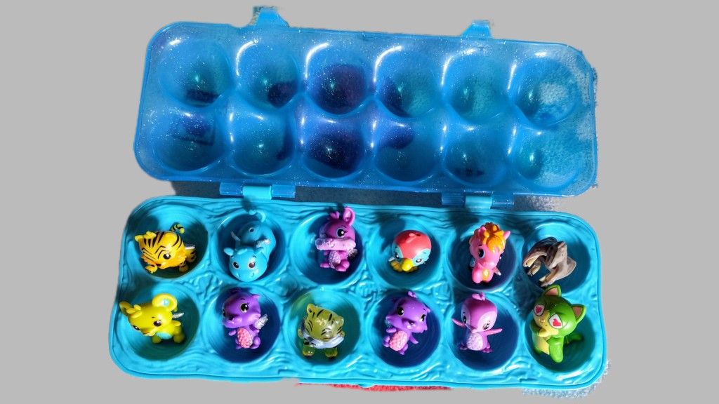 Hatchimals 12 Figures Collection