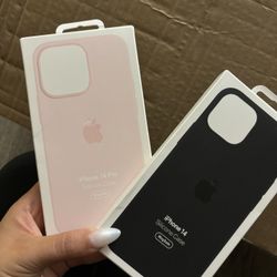 iPhone Silicone MagSafe Cases