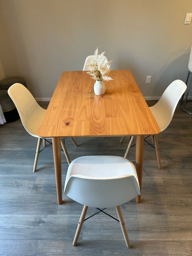 Dining Table And 4 Chairs