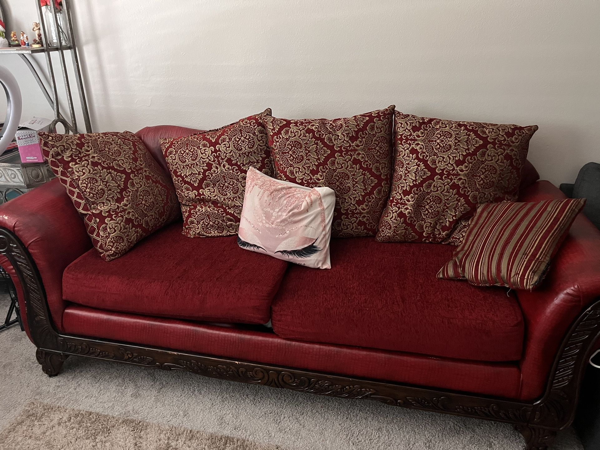 Two Couches with Pillows 