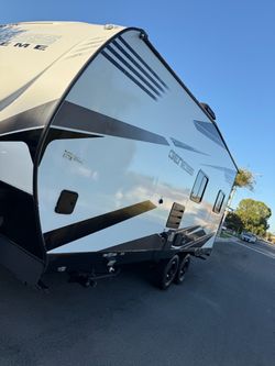 Genesis Supreme Travel Trailer RV