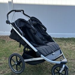 Thule Double Jogger Stroller for Sale in West Orange, NJ - OfferUp
