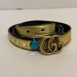 Woman’s Gucci Belt 