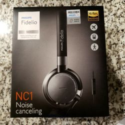 Brand new Philips NC1 Noise Cancelling Headphones