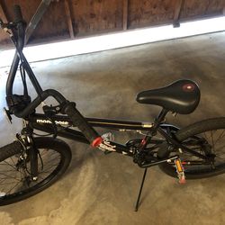 Mongoose Brawler bicycle