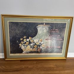Elegant Floral Still Life Framed Wall Art with Gold Frame