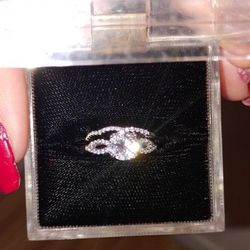 1.5 carat cubic zirconia silver Engagement and band set 