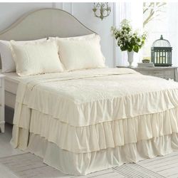 Brand New - Bedspread With Ruffle Skirt