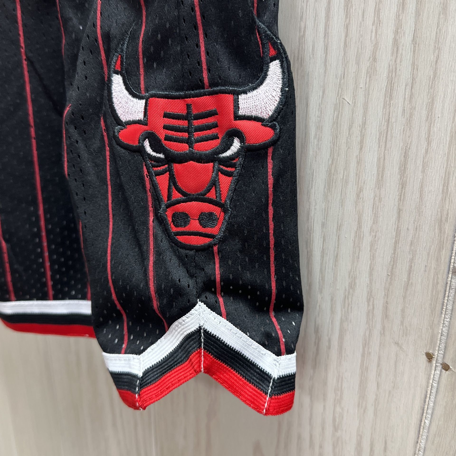 Chicago Bulls x Supreme Retro Shorts – On D' Move Sportswear