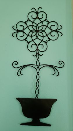 Flower pot wall decor