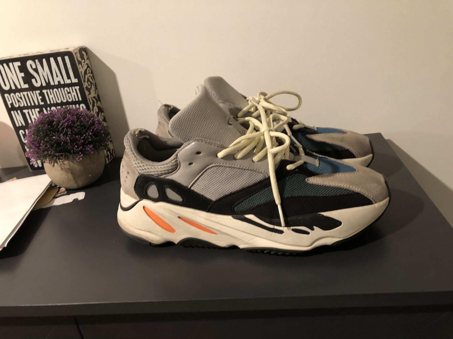 Wave runners size 11