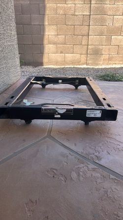 REESE hitch slider/base assembly: MAKE an OFFER