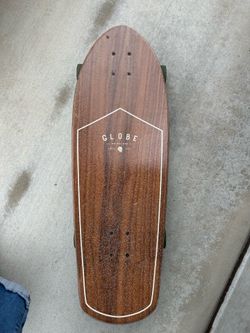 Globe Melbourne skateboard