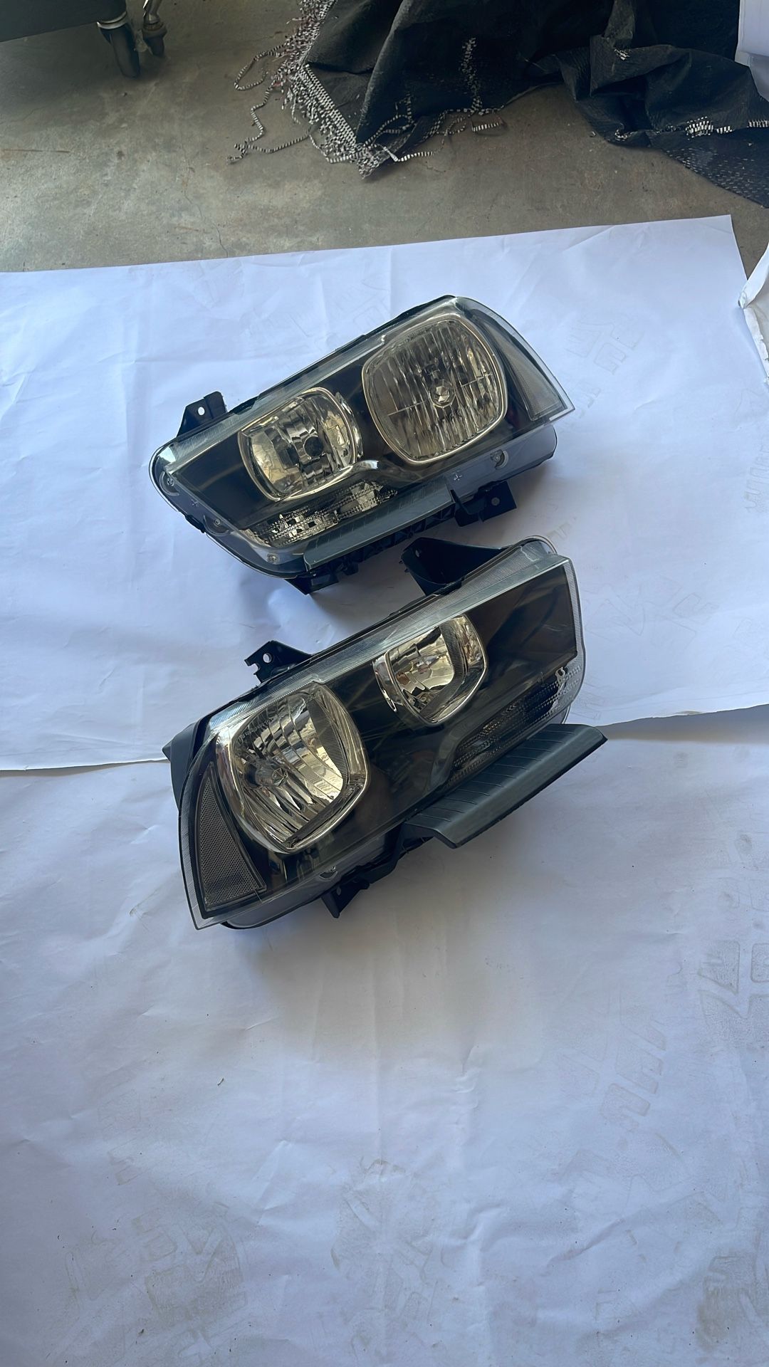 2011-2014 Dodge Charger Headlights, Left/right