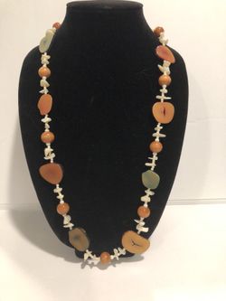 Fabulous vintage boho wood &. Mop 32” necklace