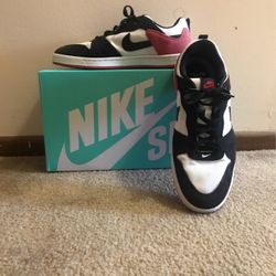 Nike SB Lows Size 11 Mens