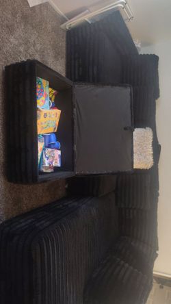 SOFA/COUCH