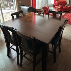 Napa Counter Height Extendable Dining Table & 6 Stools in Brown