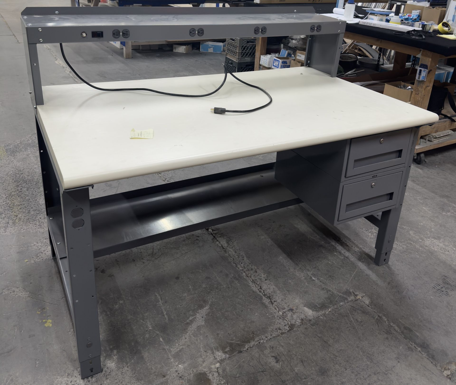 Workstation Uline