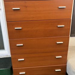 High Boy Dresser Excellent Condition
