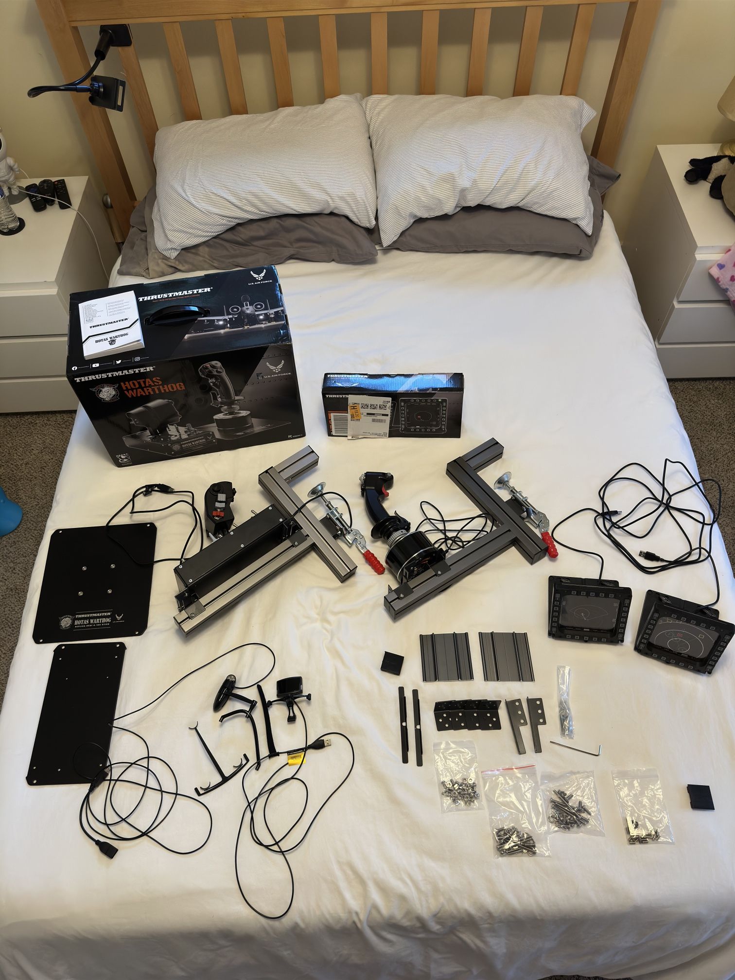FULL FLIGHT SIM SET-UP FOR DCS . ASKING $400 OR BEST OFFER!