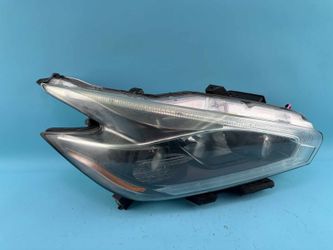 OEM 2015-2017 Nissan Murano Halogen Black and Chrome Right Headlight 26010-5AA0E