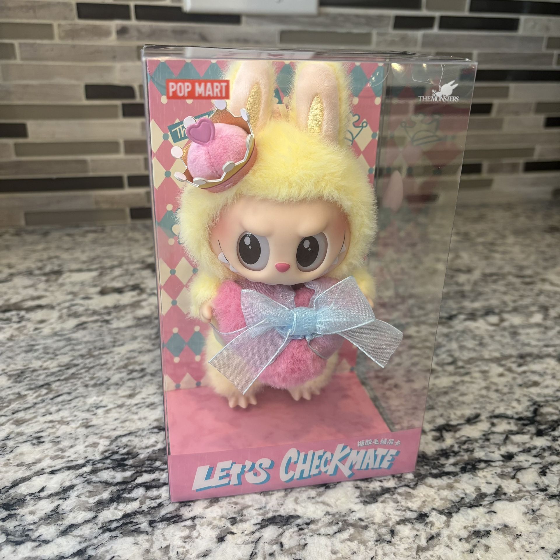 THE MONSTERS Let's Checkmate Labubu !