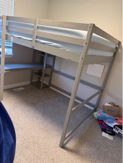 Desk/bunkbed combo