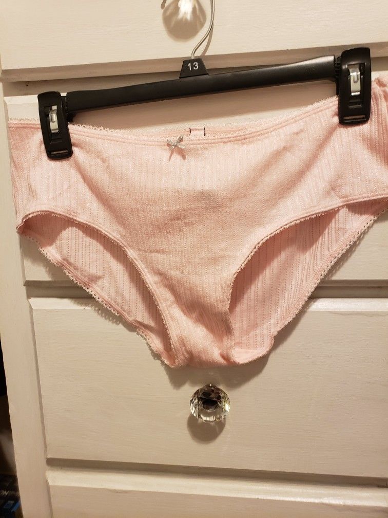 victoria's secret pink - lot of 6 mix underwear panties (bikini,  cheeksters..) for Sale in San Francisco, CA - OfferUp
