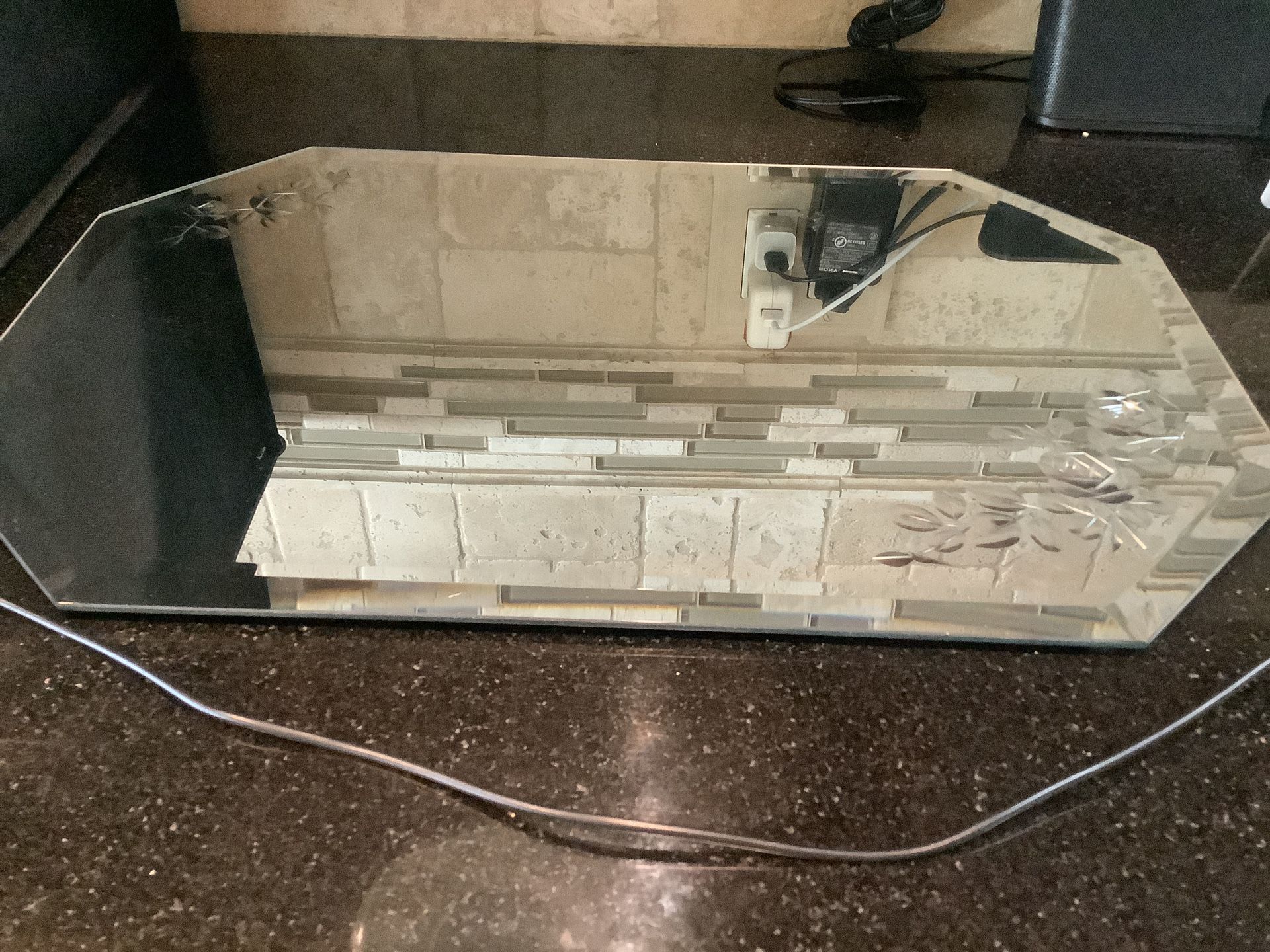 GLASS TOP MIRROR TRAY AND HANGING MIRROR VINTAGE PICK UP SYLMAR