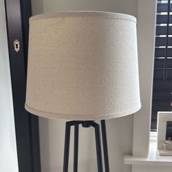 Lamp Stand With Shelf