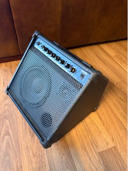 Donner DDA 35  keyboard amp.
