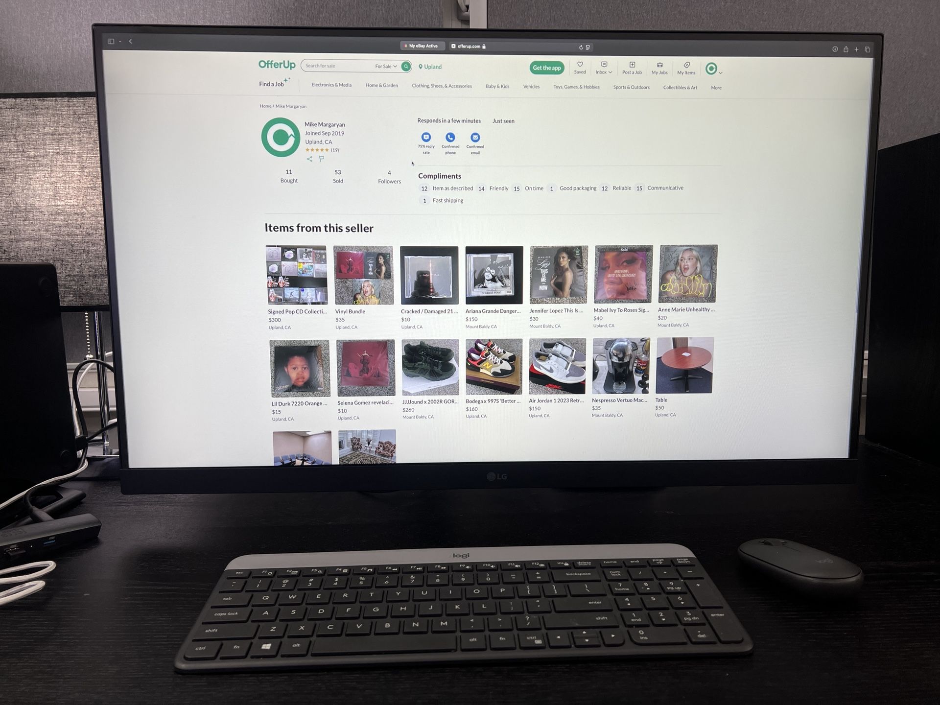 LG 32" UltraGear QHD 165Hz HDR10 Monitor with Huanuo Single Monitor Arm