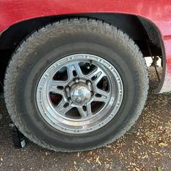 245/75/16 6 Lug