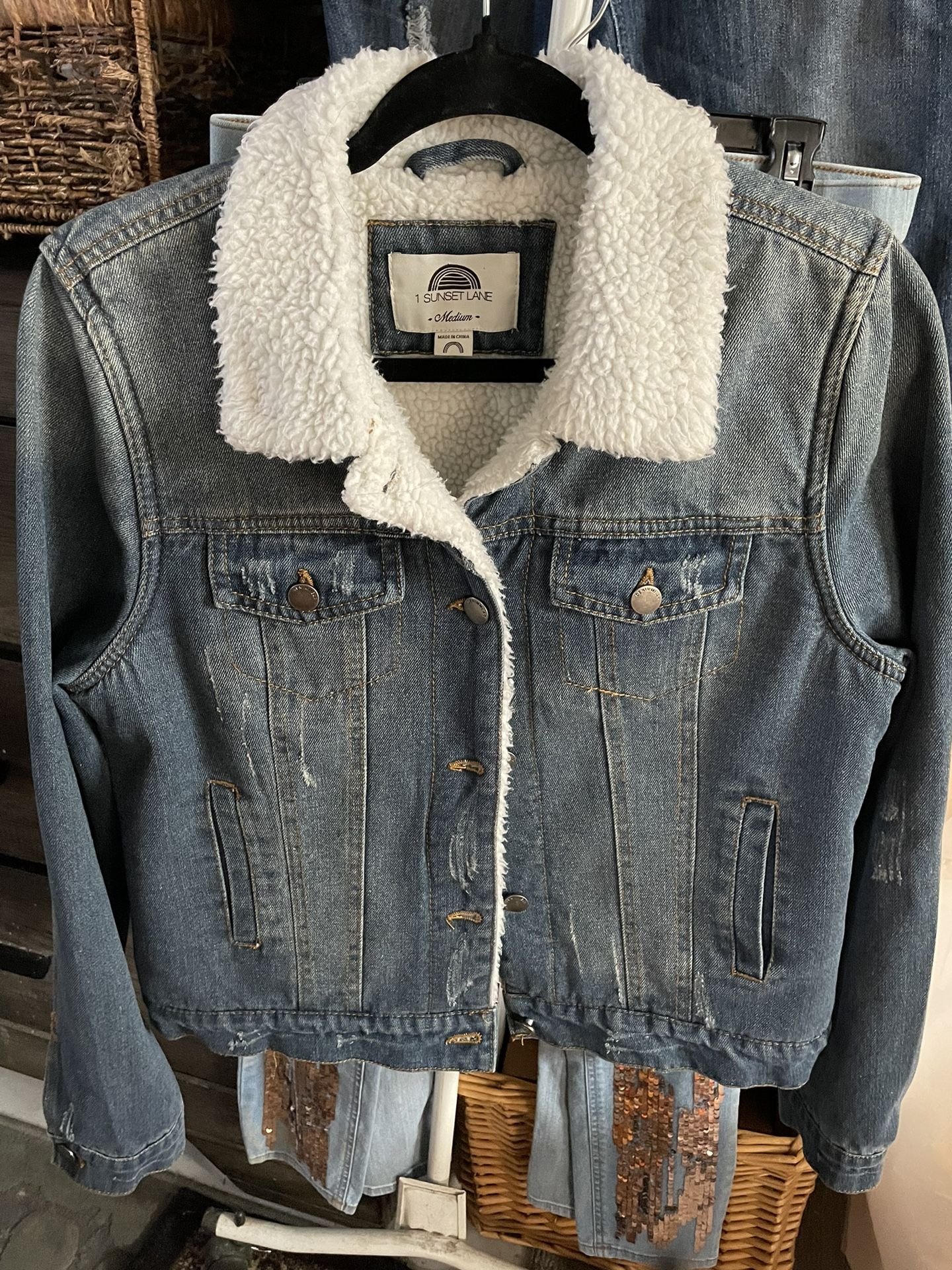 Blue Jean Jacket W/faux Fur Collar