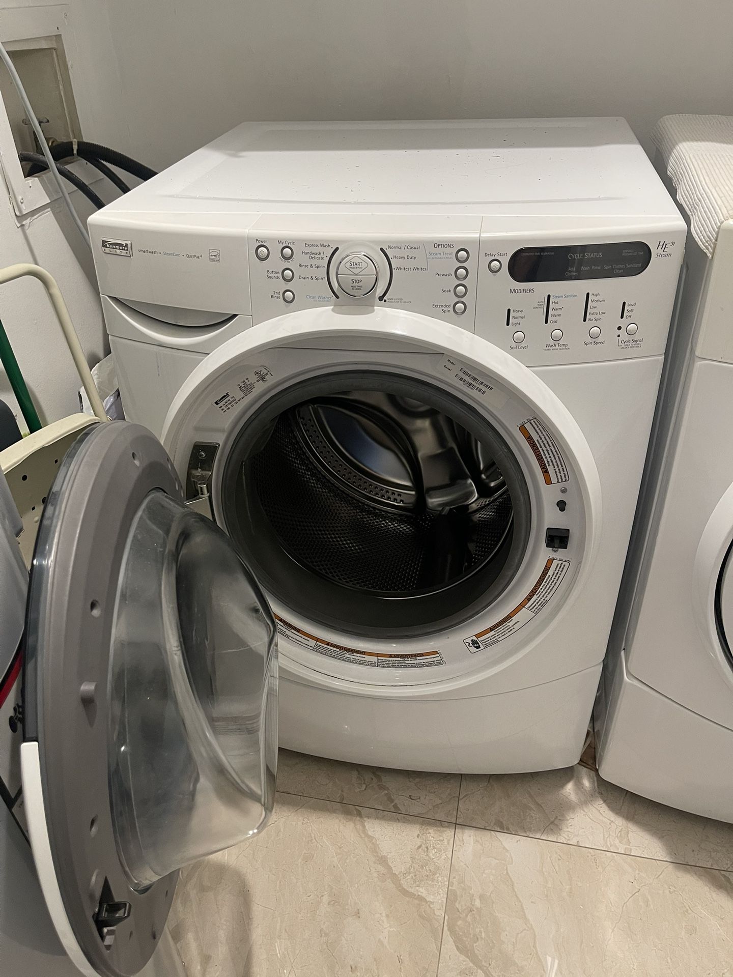 Washer for Sale – Works Great, Needs Small Part Replaced 