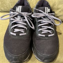 Men’s Brooks Shoes 